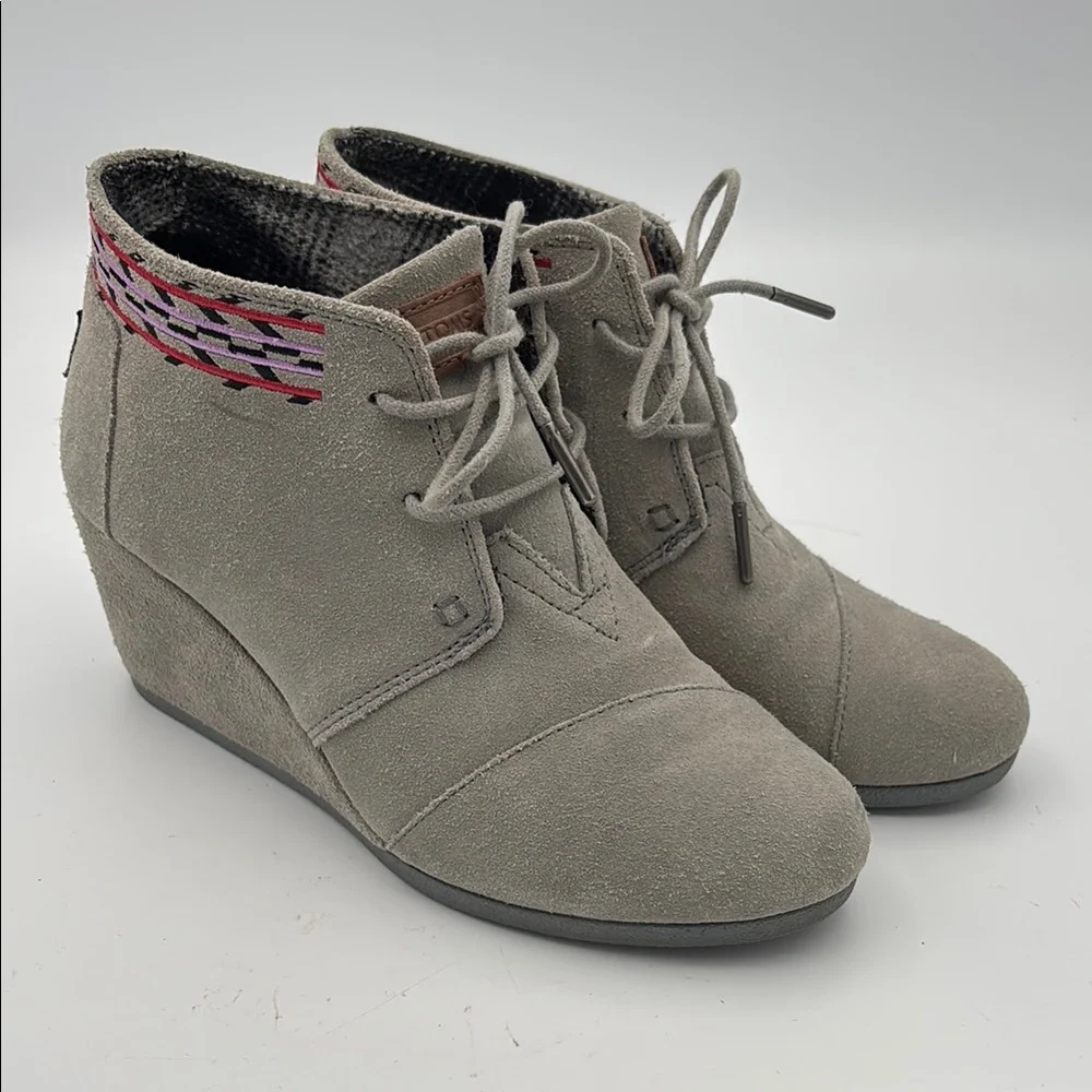 TOMS Kala Lace Up Wedge Ankle‎ Boots Size 8-1/2